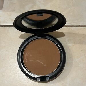 M.A.C MATTE BRONZE bronzer
